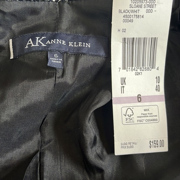 Anne Klein Size 6 Tailored Jacket NWT - Picture 2 of 13
